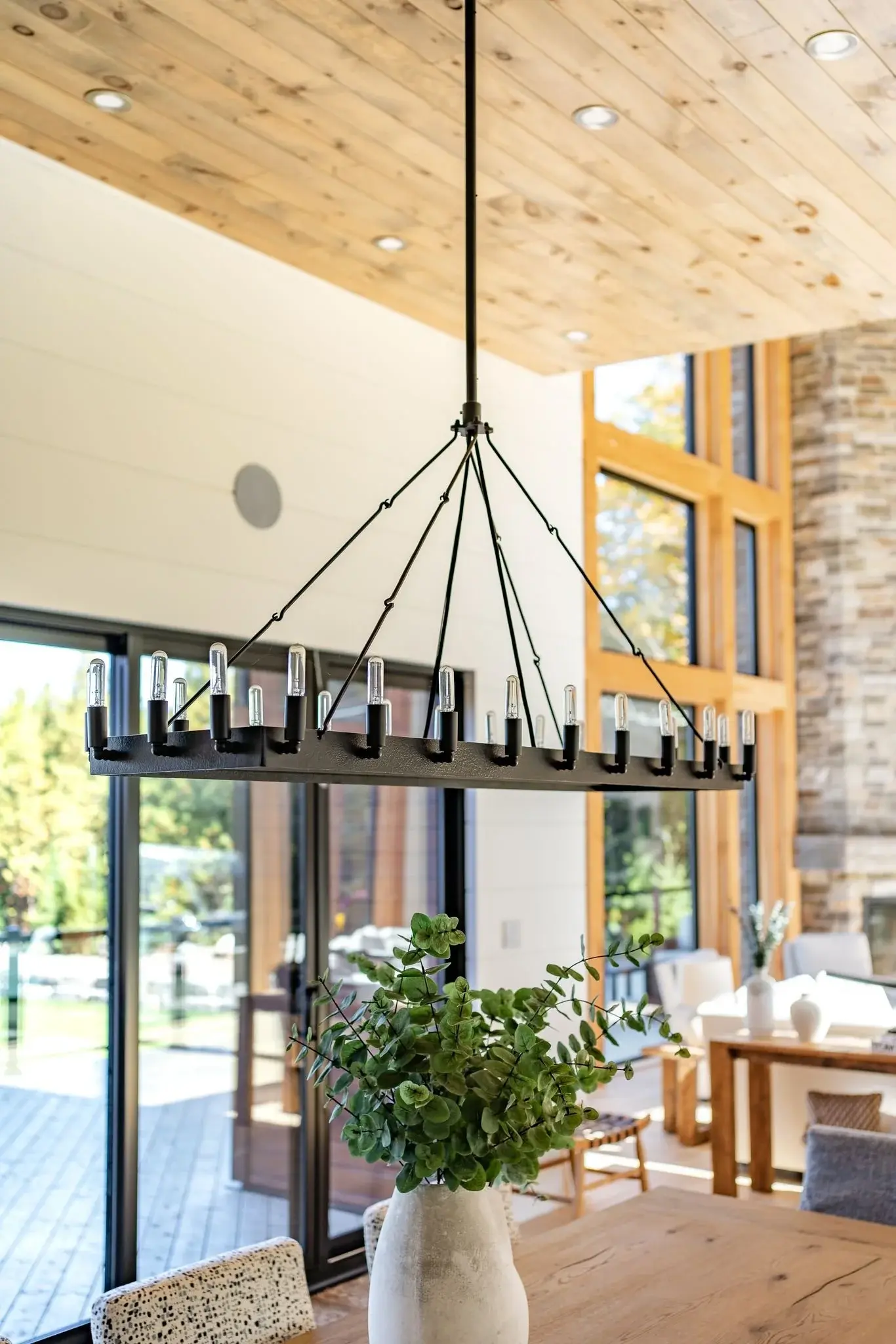 The View on Balsam: foyer with candelabra chandelier and view to the deck