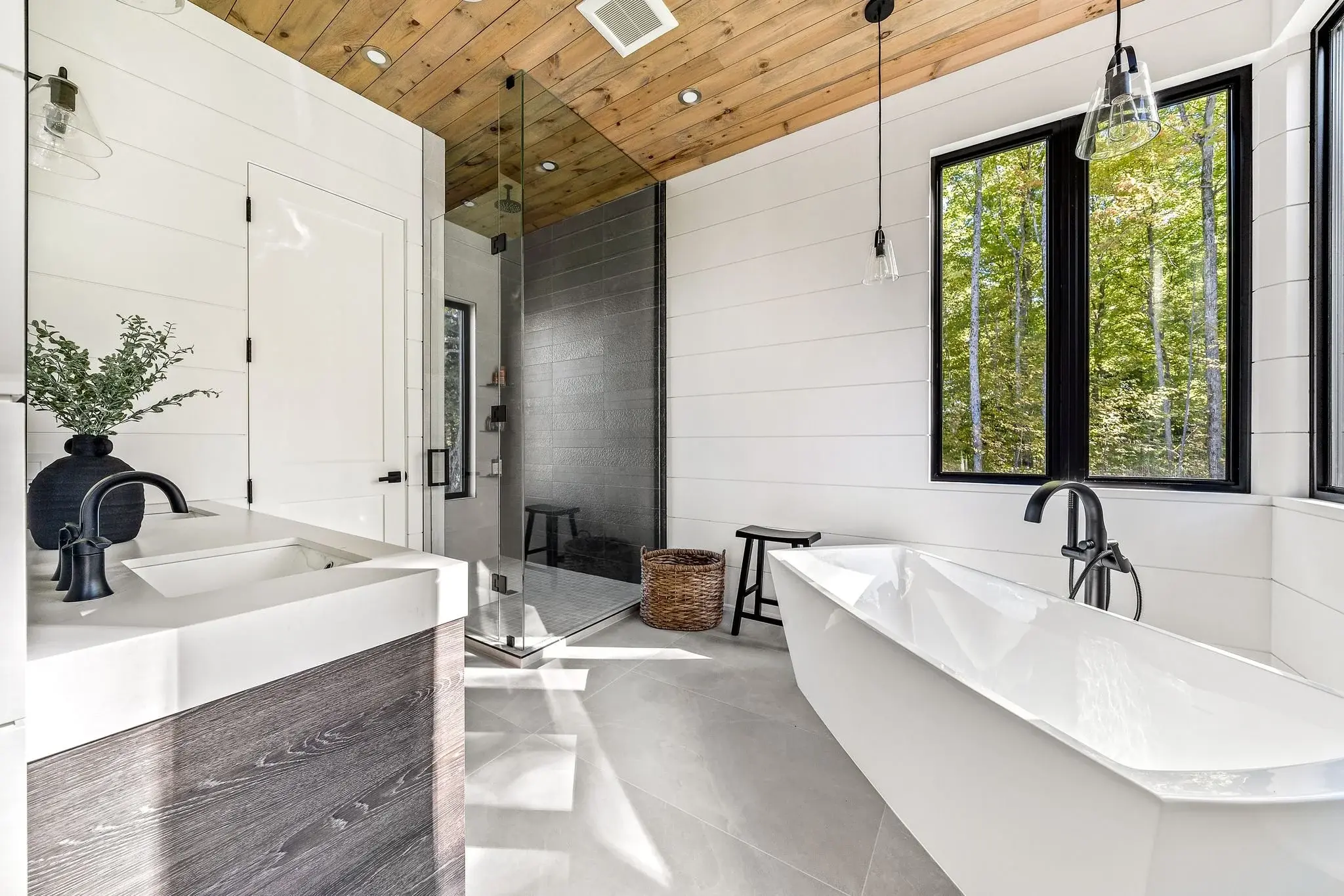 The View on Balsam: bathroom with freestanding tub and dark tile shower